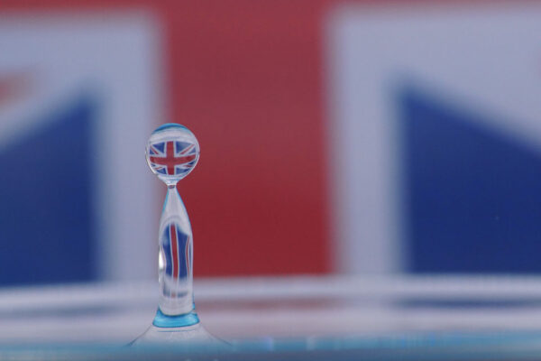 Water drop art - UnionJack